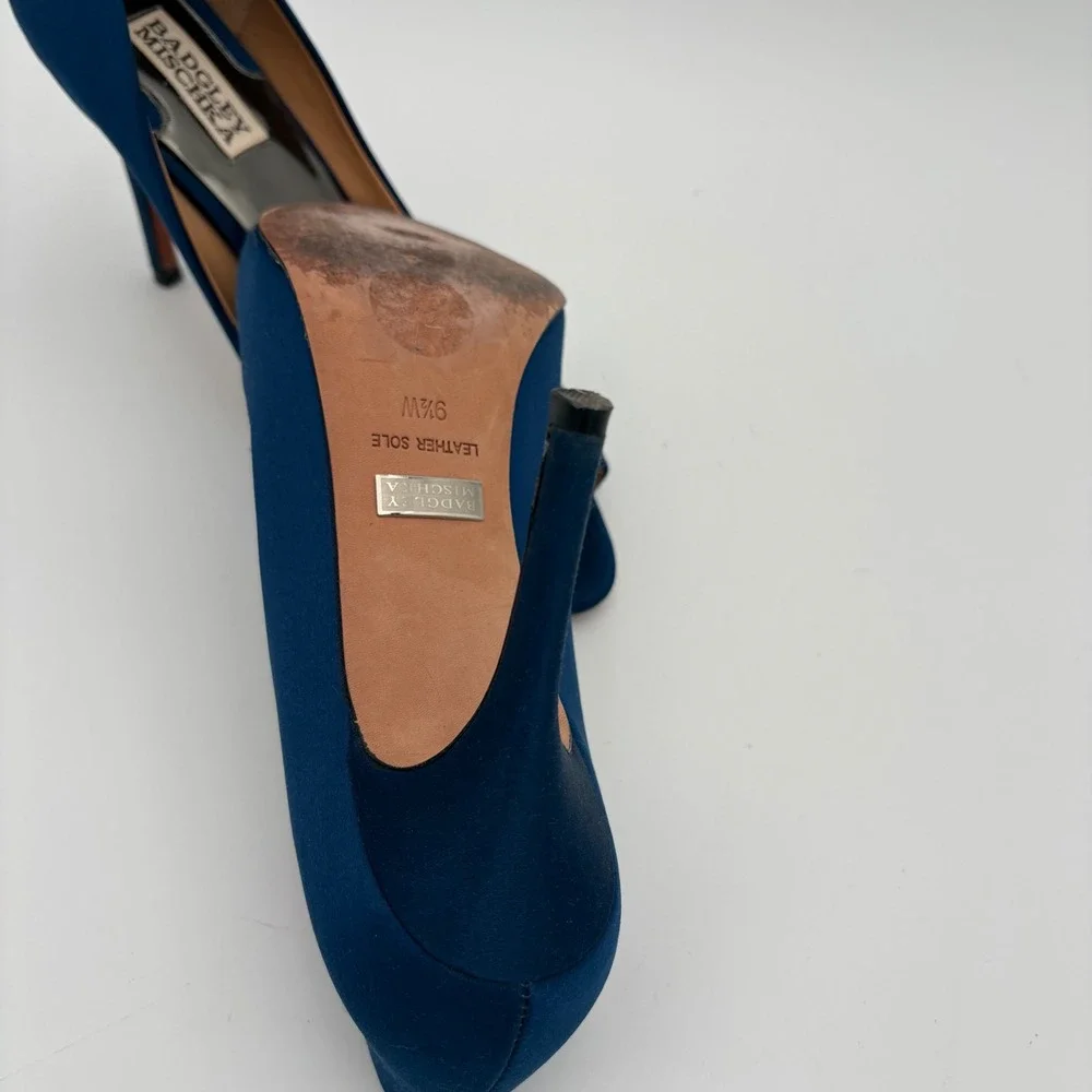 Badgley‎ Mischka Navy Blue Satin Peep Toe Heels Embellished Crystal Sparkle 9.5W